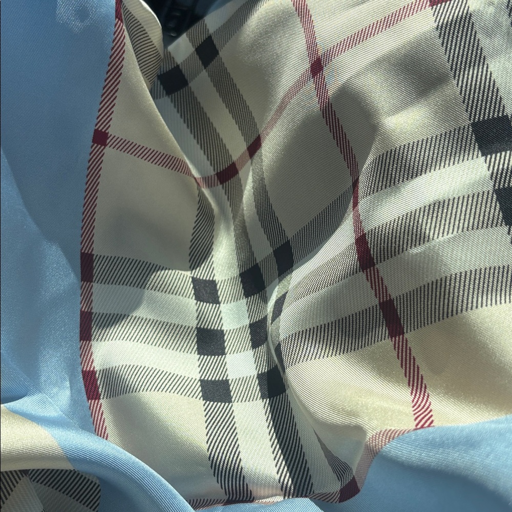 Burberry  Silk Scarf new